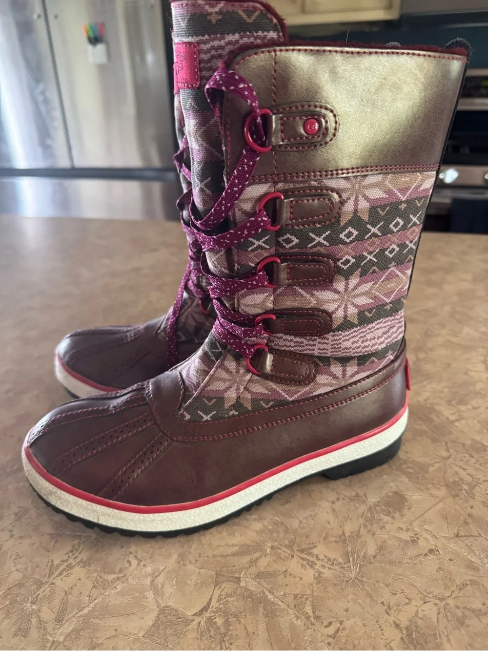 UGG Burgundy Patterned Lace-Up Winter Boots